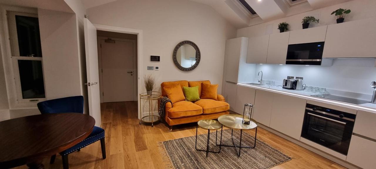Trinity House By Ritual Stays St Albans Eksteriør billede